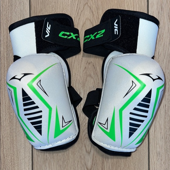 VIC CX2 Other - VIC CX2 White and Green Protective Elbow Pads
